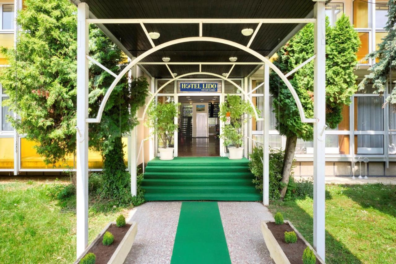 Retro Lido - Vonyarcvashegy Hotell Exteriör bild